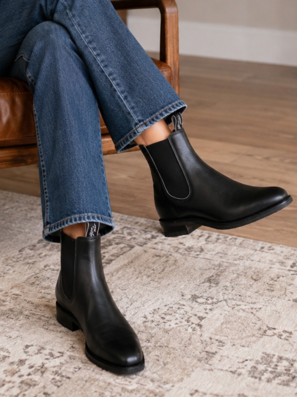 R.M. Williams Black Leather Chelsea Boots Size 7G Made in Australia NIB